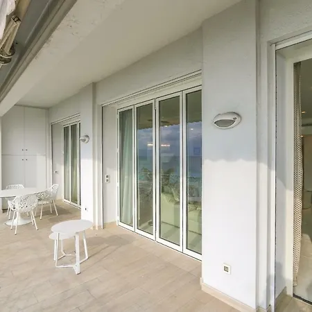 Apartment Seafront Modern *