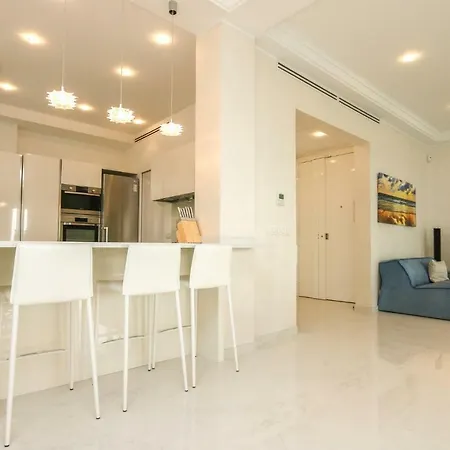 Seafront Modern Apartment