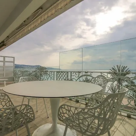 Seafront Modern Nice